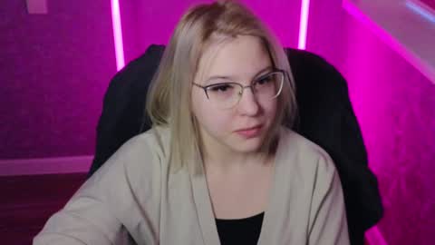 Belle  online show from January 19, 3:08 am