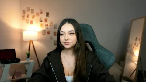 Rachel online show from March 12, 7:38 pm