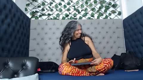 BRENDA VELASQUEZ online show from March 17, 6:45 pm