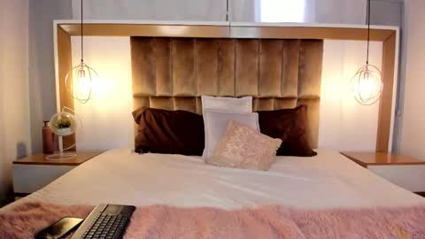  Briana  online show from February 20, 8:09 pm