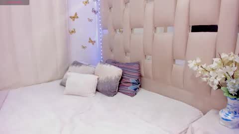  Briana  online show from December 5, 6:42 pm