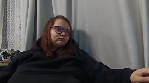 Snapshot of bridget_julianne chatting on March 7, 4:44 pm Bridget Julianne online show from March 7, 4:44 pm