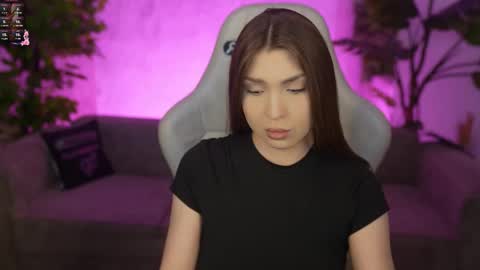 Diamonds Girls online show from March 28, 11:43 am