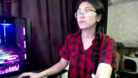 Snapshot of brightssmiles chatting on February 26, 6:40 am Aisha online show from February 26, 6:40 am