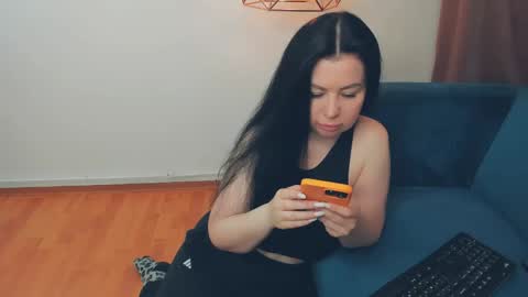 brilliantegirl_ online show from April 21, 6:53 am