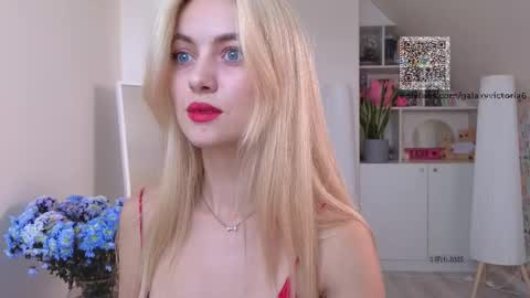 Vi. online show from February 14, 10:17 am