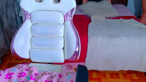 britany online show from May 13, 2:23 pm