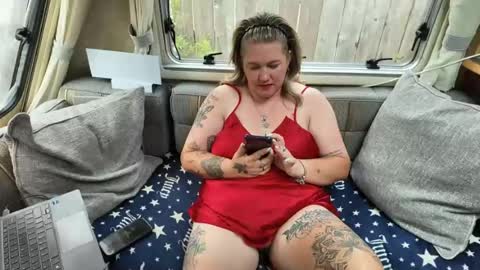  Want to see more online show from July 22, 11:11 am
