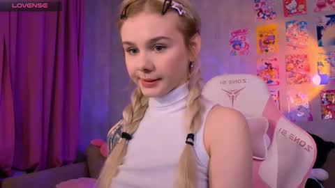 Britney online show from March 6, 6:58 pm