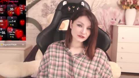 britneybarker online show from October 25, 7:43 pm