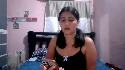 britneymebarak25 online show from July 12, 2:45 am