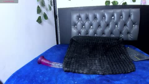 brittanyy20 online show from January 19, 10:11 am