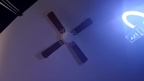 broad90210 online show from March 9, 9:18 pm