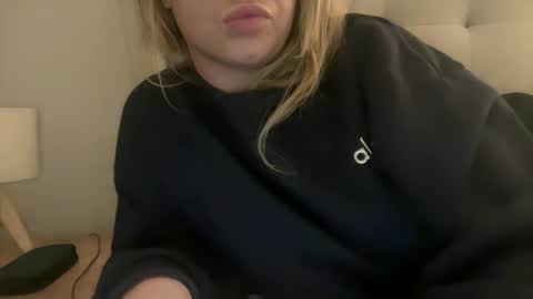 Broke 4 Blake online show from September 12, 9:22 pm