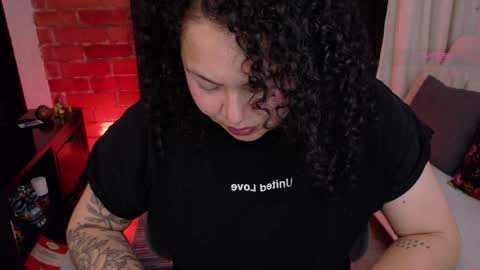 Miss online show from May 27, 1:16 am
