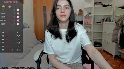 broosnica1 online show from April 24, 2:20 pm