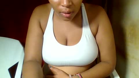 brown_lv online show from December 25, 4:00 pm