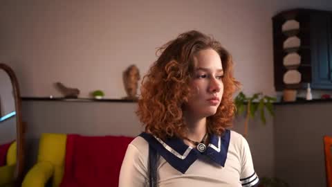 Tess online show from May 30, 3:21 pm
