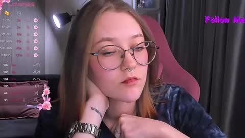 Snapshot of bubble_bunny chatting on February 8, 10:51 pm Ruby online show from February 8, 10:51 pm