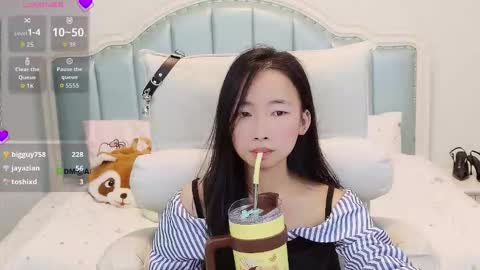 Sandy----xx online show from November 21, 11:45 am