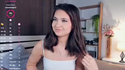 Aria online show from December 17, 9:02 am