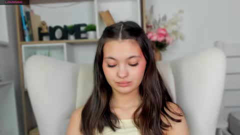 Aria online show from April 3, 7:06 am