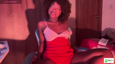 Snapshot of bunny_secrets chatting on September 19, 6:23 am Isa online show from September 19, 6:23 am