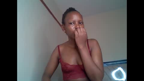 bunnydiva_ online show from October 6, 9:26 am