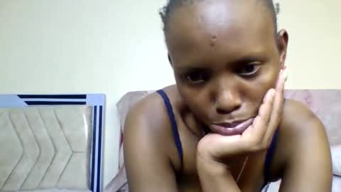 bunnydiva_ online show from February 6, 6:55 pm