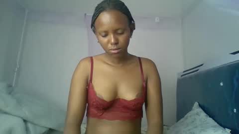 bunnydiva_ online show from May 27, 2:41 am
