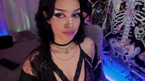   online show from January 17, 12:31 am