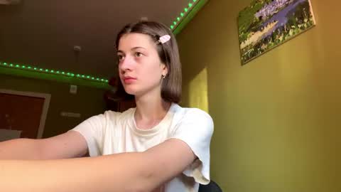 butyhoi online show from August 1, 4:09 pm