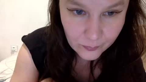 Lamb online show from September 28, 6:02 pm