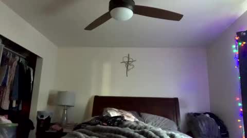 calishop1 online show from January 29, 4:19 pm