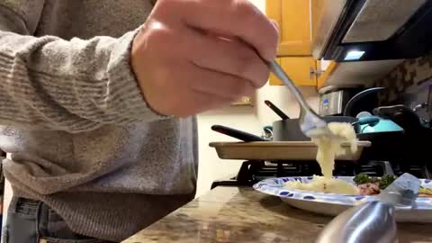 calishop1 online show from December 12, 4:59 am