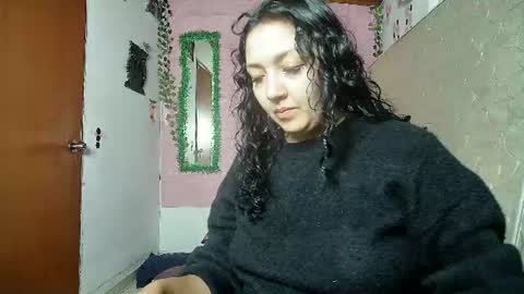 paula online show from July 6, 1:11 am