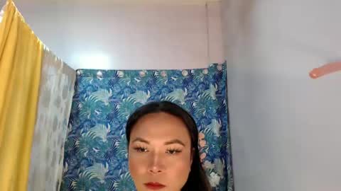 callme meya in asia online show from December 2, 1:01 pm
