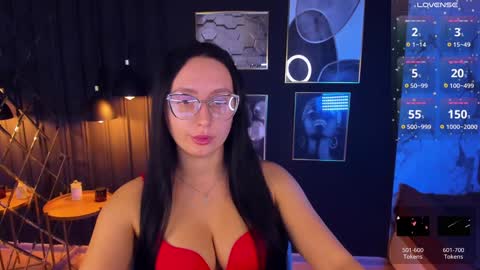 Christy online show from December 10, 8:05 pm