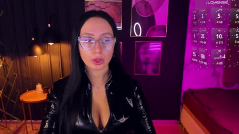 Christy online show from December 3, 8:06 pm