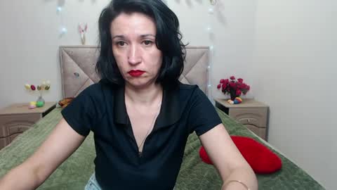 Cameronenns online show from April 2, 1:41 pm