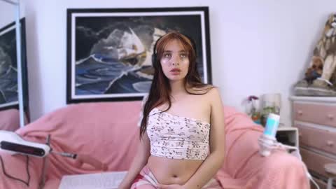 Snapshot of cami_casti777 chatting on March 12, 9:35 pm trini-1000 online show from March 12, 9:35 pm