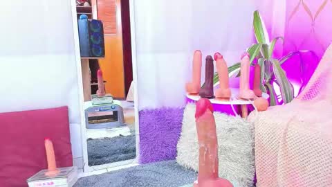 Camila online show from February 5, 5:32 am