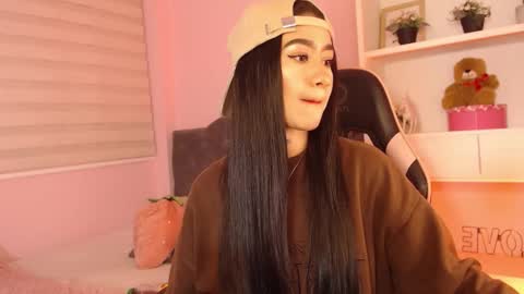 camila online show from March 16, 7:29 pm