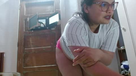 camila__star69 online show from April 11, 7:45 am