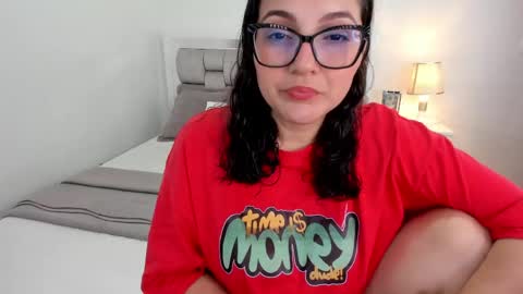 Camila buitrago online show from April 11, 10:46 pm