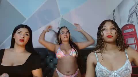 camila_meza online show from December 1, 1:47 pm