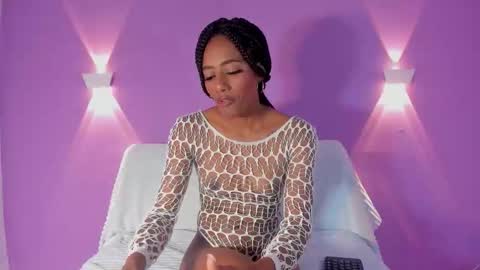 Cami thomsson online show from November 4, 9:09 pm