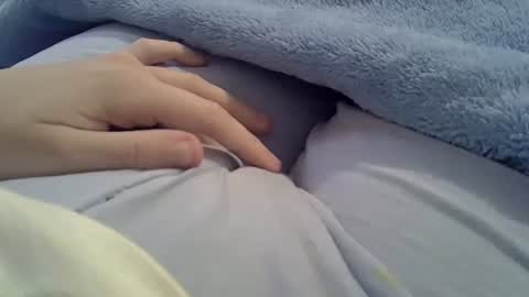 Snapshot of camilaperes69 chatting on September 9, 7:24 pm flash 50 tokens BIG CLIT tits pussy. masturbation big clit 150 tokens fingers inside pussy 1000 tk pump big clit 300 tk online show from September 9, 7:24 pm