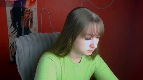Camilla online show from May 3, 5:33 am