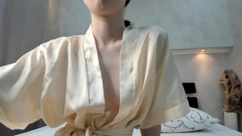 Camilla online show from November 6, 1:22 am